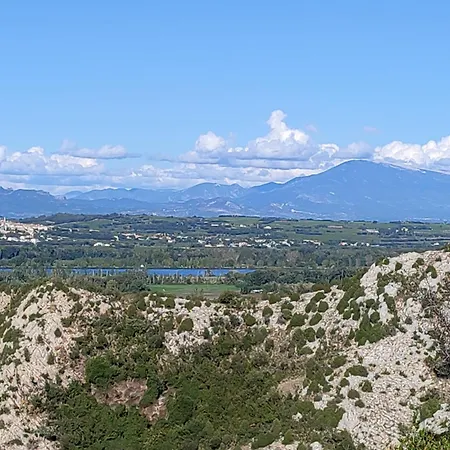 La Aux Quatre Vents En Provence Avec Piscine Proche D'avignon Sauveterre (Gard)