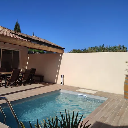 Ferienhaus La Aux Quatre Vents En Provence Avec Piscine Proche D'avignon
